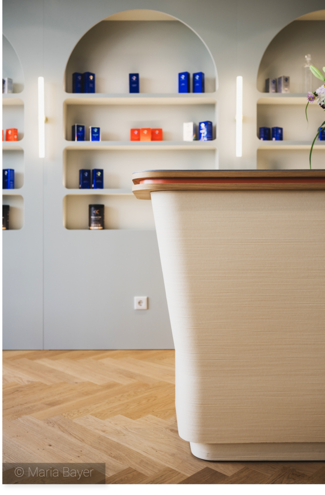 Counter at GlowIn Erlangen 3d printed at large scale with recycled material in front view